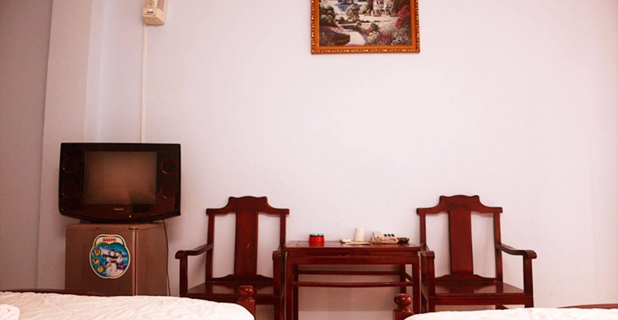Hotel Nguyet *